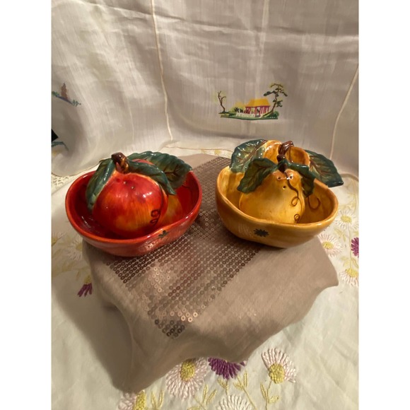 4 Pc Set, Tabletops Unlimited, Ceramica Classica Apple and Pear Venitian pattern - Picture 1 of 15